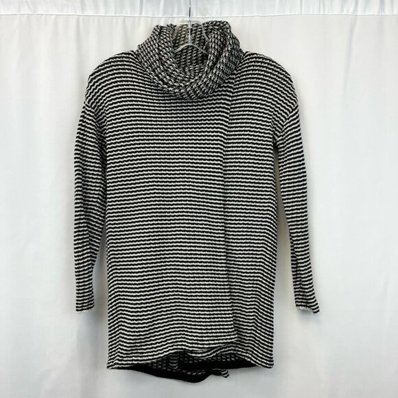 Cabi Womens Fergie Split Pullover Sweater Black Gray Long Sleeve Turtleneck XXS - Picture 1 of 11